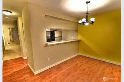 412 Center Road #D5, Everett, WA 98204 - Photo 7