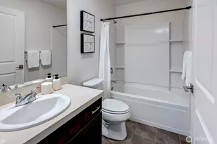 1421 246th Ave NE, Sammamish, WA 98074 - Photo 13