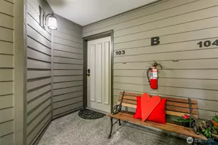 17464 NE 38th St, Redmond, WA 98052 - Photo 17