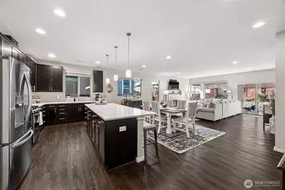 18431 139th Street E, Bonney Lake, WA 98391 - Photo 3