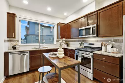 7909 229th Place #B, Edmonds, WA 98026 - Photo 13