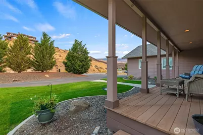 2350 10th Street NE, East Wenatchee, WA 98802 - Photo 13