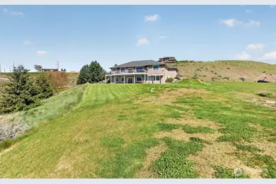 2350 10th Street NE, East Wenatchee, WA 98802 - Photo 35