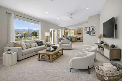 2350 10th Street NE, East Wenatchee, WA 98802 - Photo 15