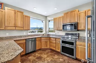 2350 10th St NE, East Wenatchee, WA 98802 - Photo 17