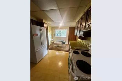 3268 NW Erlands Court, Bremerton, WA 98312 - Photo 9