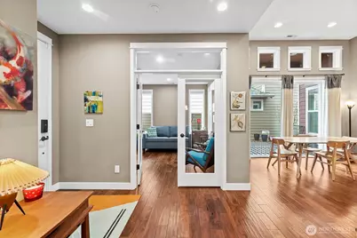 14317 Knoll Park Drive E, Bonney Lake, WA 98391 - Photo 13