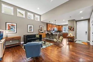 14317 Knoll Park Dr E, Bonney Lake, WA 98391 - Photo 5