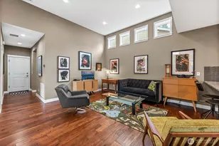 14317 Knoll Park Dr E, Bonney Lake, WA 98391 - Photo 3