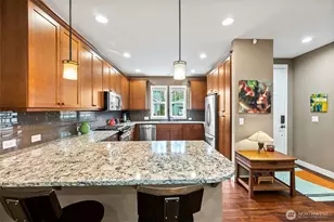 14317 Knoll Park Dr E, Bonney Lake, WA 98391 - Photo 9