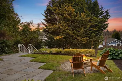 337 25th Avenue E, Seattle, WA 98112 - Photo 23