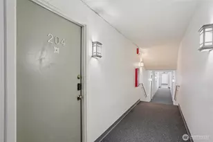 831 126th Pl NE, Bellevue, WA 98005 - Photo 3