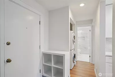 831 126th Place NE #B204, Bellevue, WA 98005 - Photo 15