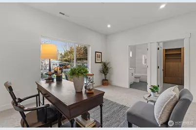 15815 47th Avenue S, Tukwila, WA 98188 - Photo 19