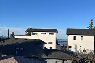 9818 61st Ave S, Seattle, WA 98118 - Photo 11