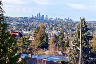 9818 61st Ave S, Seattle, WA 98118 - Photo 13