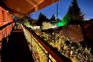 9818 61st Ave S, Seattle, WA 98118 - Photo 5