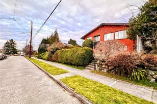 9818 61st Ave S, Seattle, WA 98118 - Photo 21