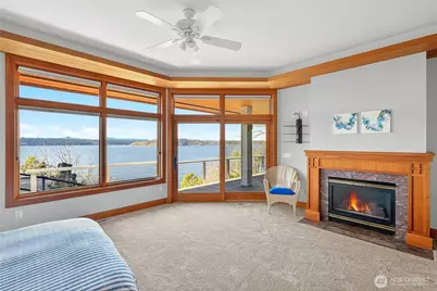 8204 East Side Drive NE, Tacoma, WA 98422 - Photo 13