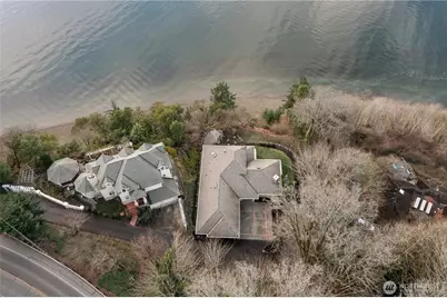 8204 East Side Drive NE, Tacoma, WA 98422 - Photo 33