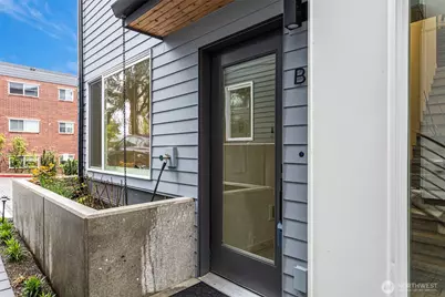 2527 29th Avenue S #B, Seattle, WA 98144 - Photo 3