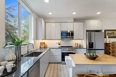 2527 29th Avenue S #B, Seattle, WA 98144 - Photo 9