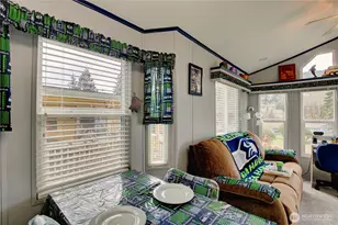 22989 Lake McMurray Ln, Mount Vernon, WA 98274 - Photo 11