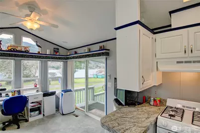 22989 Lake McMurray Lane #10, Mount Vernon, WA 98274 - Photo 3