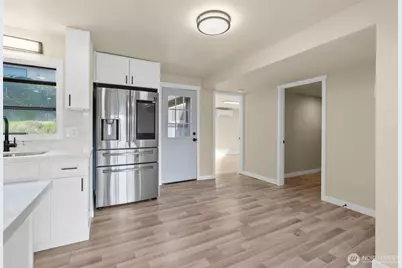 3012 SW 102nd Street, Seattle, WA 98146 - Photo 9