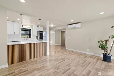 3012 SW 102nd Street, Seattle, WA 98146 - Photo 5