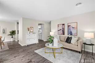 8720 Phinney Ave, Seattle, WA 98103 - Photo 3