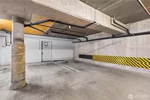 8720 Phinney Ave, Seattle, WA 98103 - Photo 25