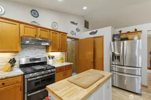 9240 Priddy Vista Rd NW, Seabeck, WA 98380 - Photo 11