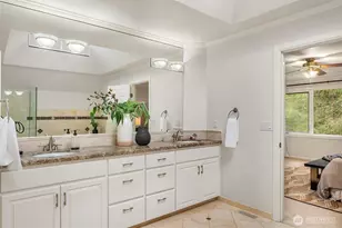 5706 NW Lac Leman Dr, Issaquah, WA 98027 - Photo 23