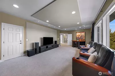 2302 277th Avenue SE, Sammamish, WA 98075 - Photo 21