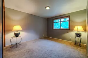 26081 Tytler Rd NE, Poulsbo, WA 98370 - Photo 21