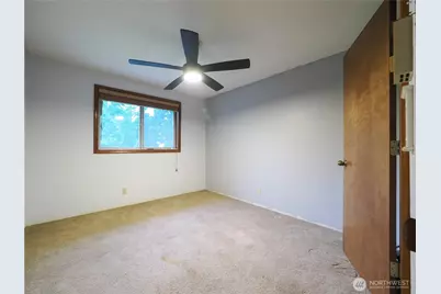 26081 Tytler Road NE, Poulsbo, WA 98370 - Photo 17