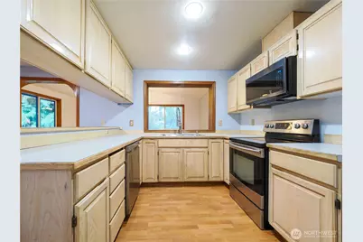 26081 Tytler Road NE, Poulsbo, WA 98370 - Photo 7