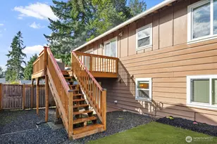 12103 SE 70th St, Newcastle, WA 98056 - Photo 15