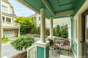 346 Wyatt Way NE, Bainbridge Island, WA 98110 - Photo 3