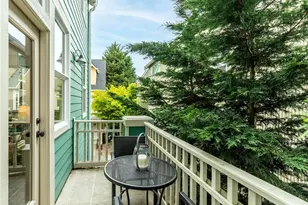 346 Wyatt Way NE, Bainbridge Island, WA 98110 - Photo 15