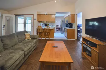 16205 Lindsay Road SE, Yelm, WA 98597 - Photo 15