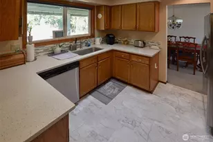 16205 Lindsay Rd SE, Yelm, WA 98597 - Photo 11