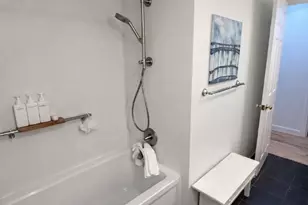 15405 NE 7th Pl, Bellevue, WA 98007 - Photo 27