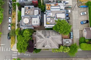 702 11th Ave E, Seattle, WA 98102 - Photo 11