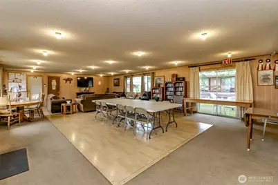 8318 38th Street E, Edgewood, WA 98371 - Photo 31