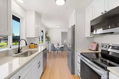 7002 Dahlberg Road, Ferndale, WA 98248 - Photo 15