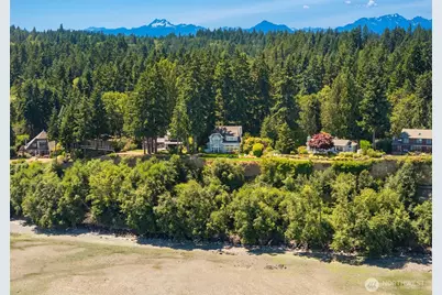 10668 NE Manor Lane, Bainbridge Island, WA 98110 - Photo 35