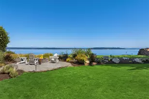 10668 NE Manor Ln, Bainbridge Island, WA 98110 - Photo 33