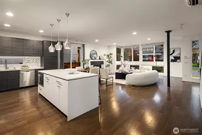 7002 23rd Avenue NW, Seattle, WA 98117 - Photo 15